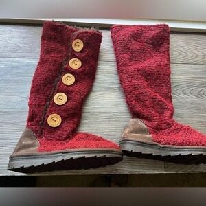 Muk luks Button Up Knit Boots Faux‎ Fur Trim Winter Warm Comfy Size 6